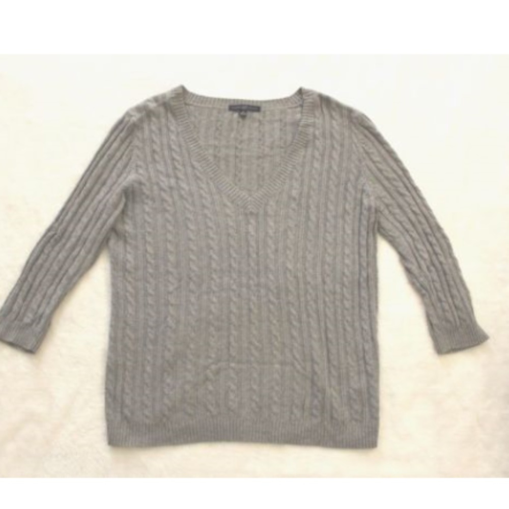 Gap Sweater M Gray Cable Knit V Neck 3/4 Sleeves